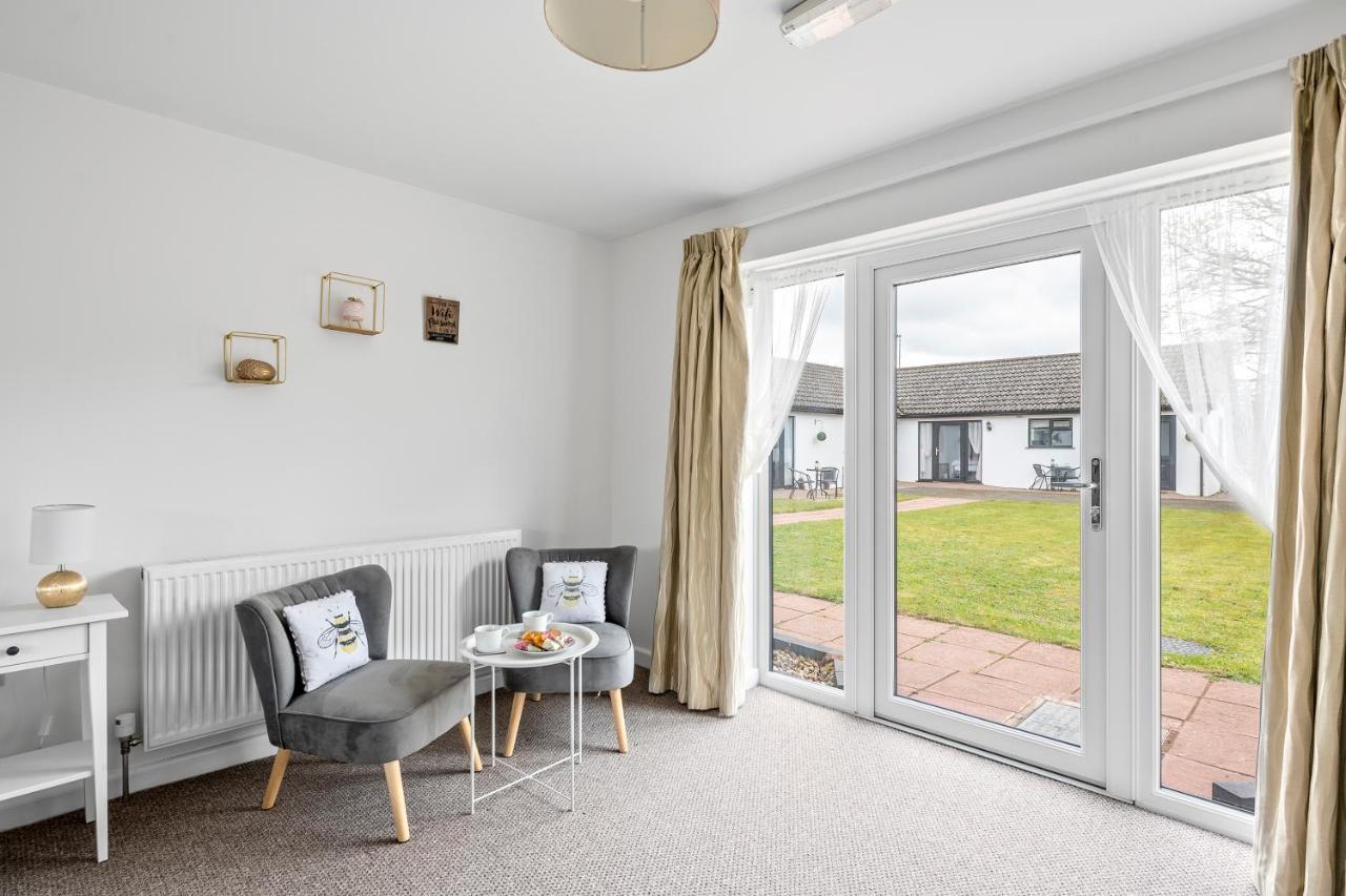 Number 5 - Lytton Tree Lodge, Reydon, Southwold Εξωτερικό φωτογραφία